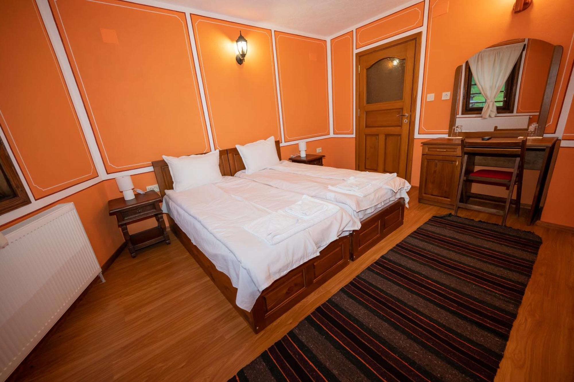 Недкова къща Hotel Копривщица Екстериор снимка