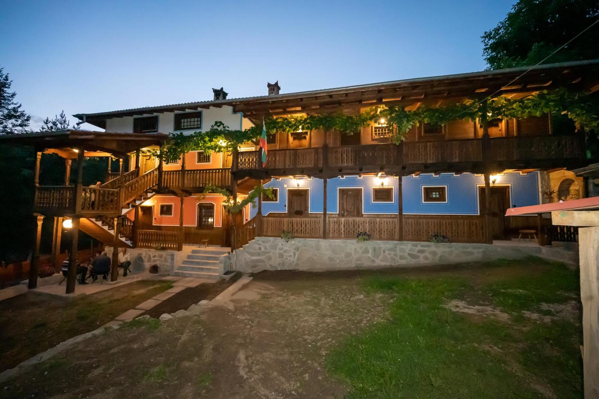 Недкова къща Hotel Копривщица Екстериор снимка